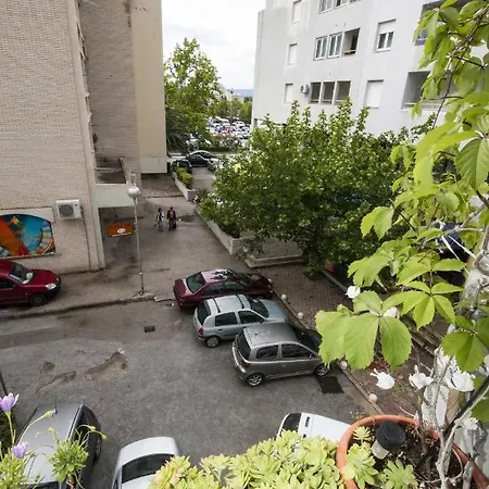 With A Parking Space - 16497 Lejlighed *
